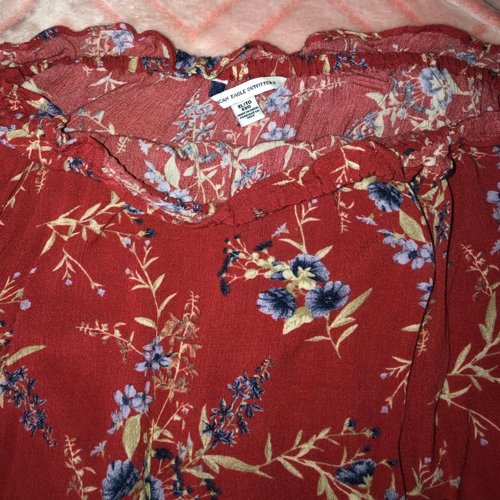 Top - Picture 2 of 2